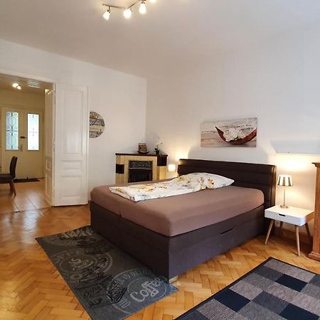 Gorgeous Viennese Apartment 10 Min To City Center Экстерьер фото